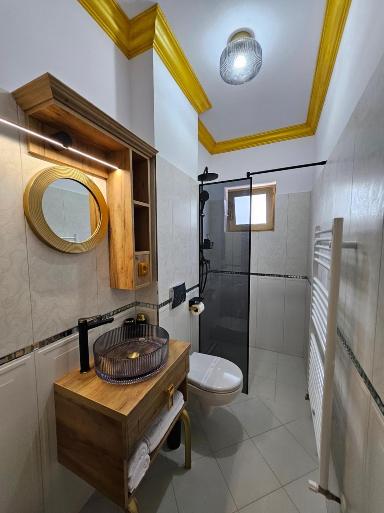 Hotel Colt De Rai à Resita Extérieur photo