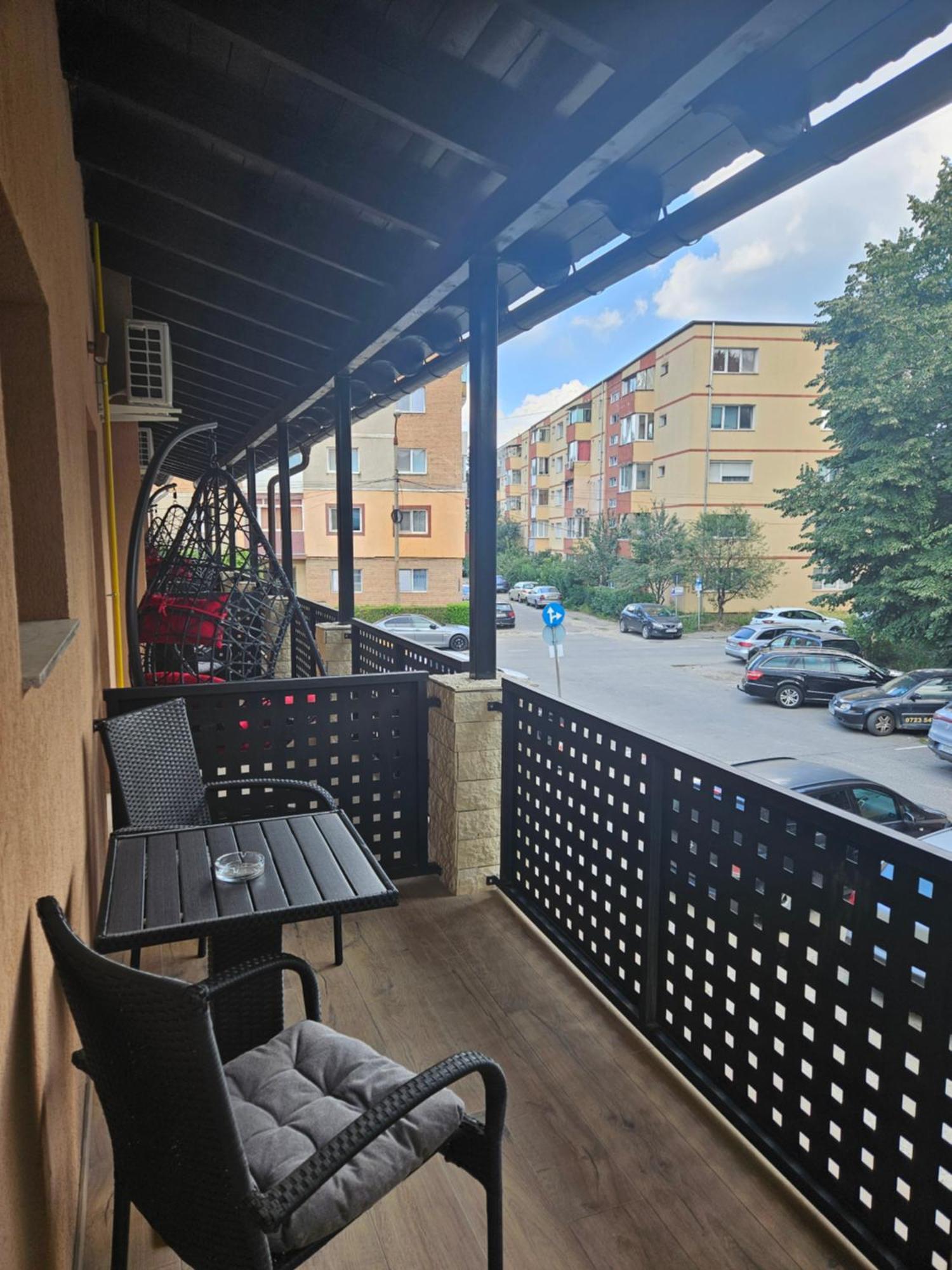 Hotel Colt De Rai à Resita Extérieur photo